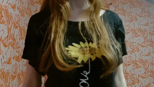 strawberrysmoothie online show from September 2025 02:36:01 AM