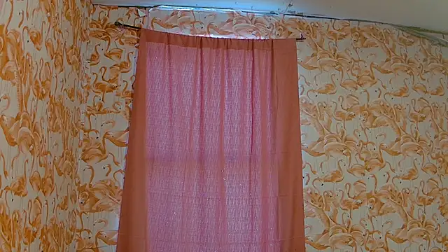 strawberrysmoothie online show from November 2025 08:34:01 PM