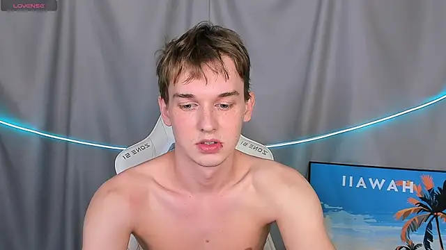 Snapshot of 4ever_dude chatting on October 2025 06:55:01 AM 4ever dude online show from October 2025 06:55:01 AM