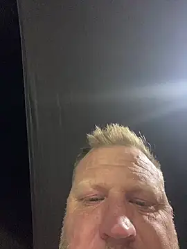 sexycouple109 online show from February 2026 07:14:01 PM