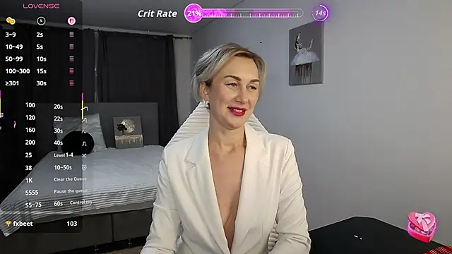 Vanessa Nowak online show from December 2025 12:59:02 PM