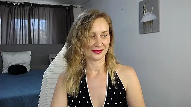 Vanessa Nowak online show from June 2026 01:31:01 PM