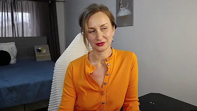 Snapshot of Vanessa_Nowak chatting on May 2026 08:53:02 AM Vanessa Nowak online show from May 2026 08:53:02 AM