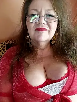 Snapshot of Snezhana chatting on October 2025 01:28:02 AM Snezhana online show from October 2025 01:28:02 AM