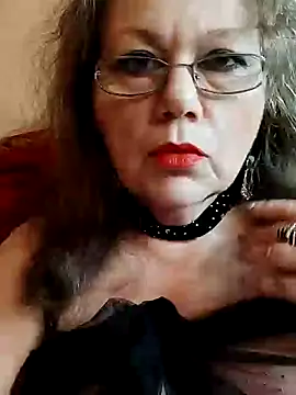 Snapshot of Snezhana chatting on December 2024 02:15:01 AM Snezhana online show from December 2024 02:15:01 AM