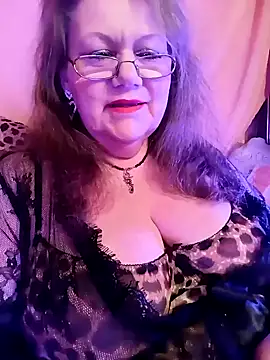 Snapshot of Snezhana chatting on January 2025 08:43:02 PM Snezhana online show from January 2025 08:43:02 PM