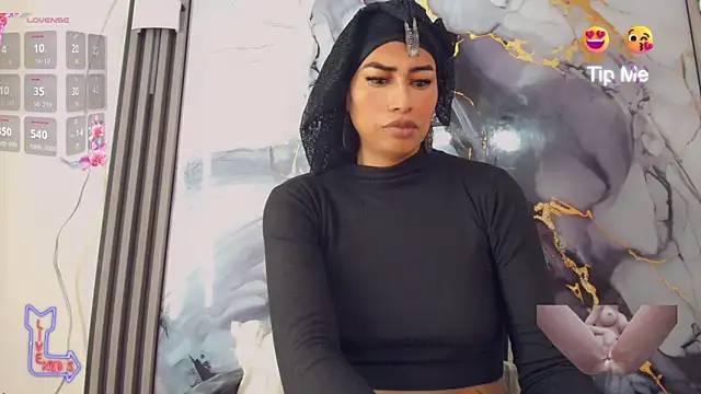 Snapshot of khiara_moretti chatting on June 2026 11:49:01 AM khiara moretti online show from June 2026 11:49:01 AM