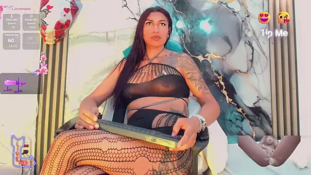 Snapshot of khiara_moretti chatting on June 2026 11:30:01 AM khiara moretti online show from June 2026 11:30:01 AM
