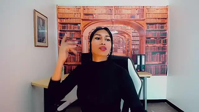 khiara moretti online show from February 2025 07:36:01 PM