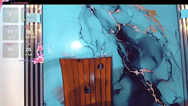 khiara moretti online show from December 2025 09:59:01 PM