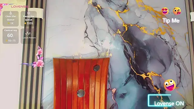 khiara moretti online show from March 2026 07:25:01 PM