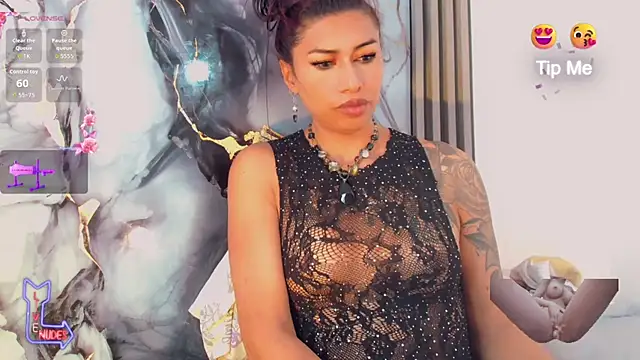 Snapshot of khiara_moretti chatting on June 2026 11:38:02 AM khiara moretti online show from June 2026 11:38:02 AM