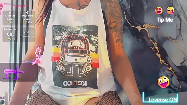 khiara moretti online show from April 2026 11:38:02 AM