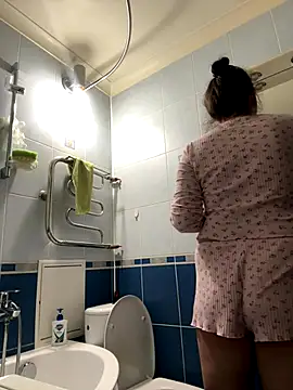 space stacy online show from December 2025 04:18:02 AM