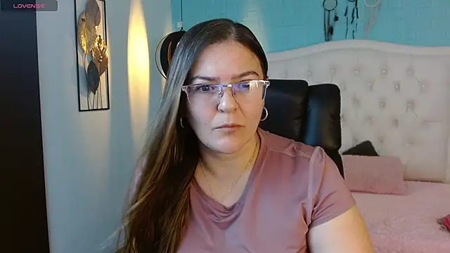 MsJossie online show from January 2026 03:22:02 AM