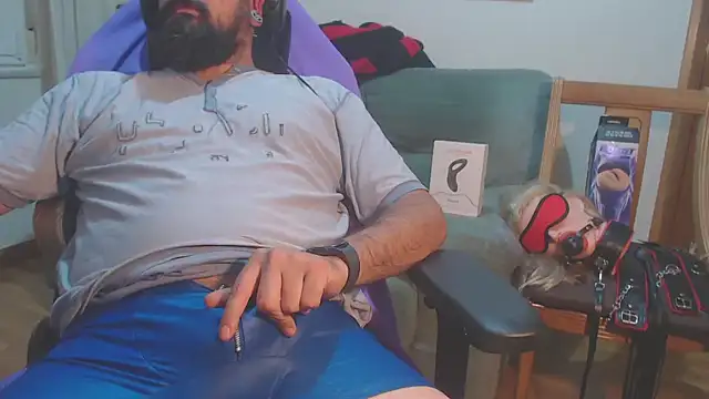 master4subslut online show from September 2025 08:45:02 PM