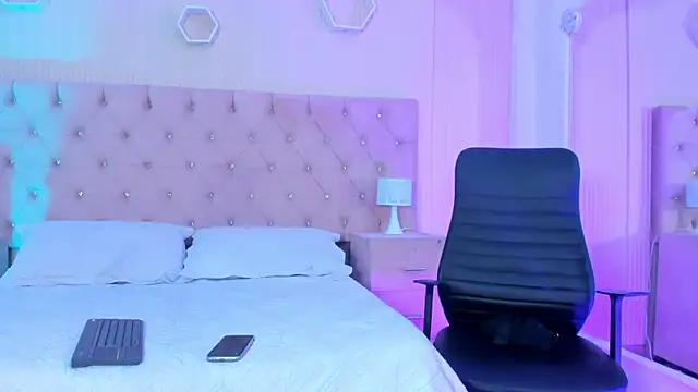 Snapshot of Agathaargent_ chatting on November 2025 04:28:02 AM Agathaargent online show from November 2025 04:28:02 AM