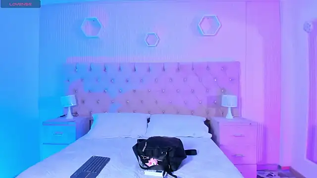 Snapshot of Agathaargent_ chatting on November 2025 04:17:02 AM Agathaargent online show from November 2025 04:17:02 AM