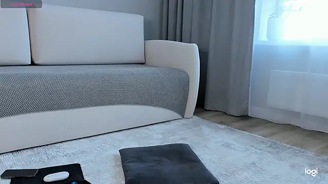 Snapshot of AmelinaLove chatting on February 2026 03:18:01 AM AmelinaLove online show from February 2026 03:18:01 AM