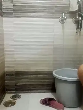 Snapshot of Shoni__ chatting on December 2024 07:44:01 AM Shoni online show from December 2024 07:44:01 AM