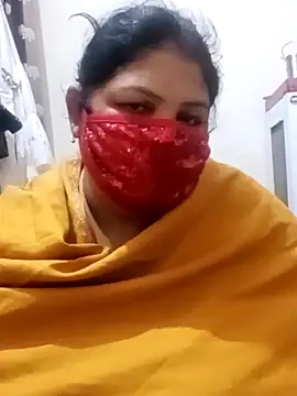 Snapshot of Shoni__ chatting on December 2024 12:51:02 AM Shoni online show from December 2024 12:51:02 AM