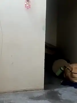 Snapshot of Shoni__ chatting on December 2024 10:24:01 PM Shoni online show from December 2024 10:24:01 PM