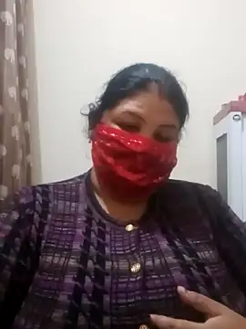 Snapshot of Shoni__ chatting on December 2024 06:09:02 PM Shoni online show from December 2024 06:09:02 PM