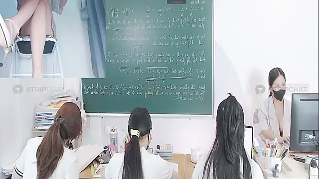 Snapshot of _Math_ chatting on September 2025 03:27:02 AM Math online show from September 2025 03:27:02 AM