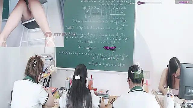 Snapshot of _Math_ chatting on September 2025 08:04:02 AM Math online show from September 2025 08:04:02 AM