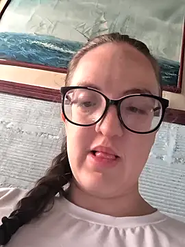 Venus Santana online show from November 2025 05:18:01 PM