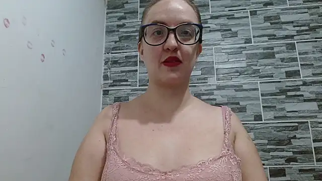 Venus Santana online show from February 2026 07:00:01 PM