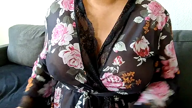 Blzsugar online show from November 2025 08:35:01 PM