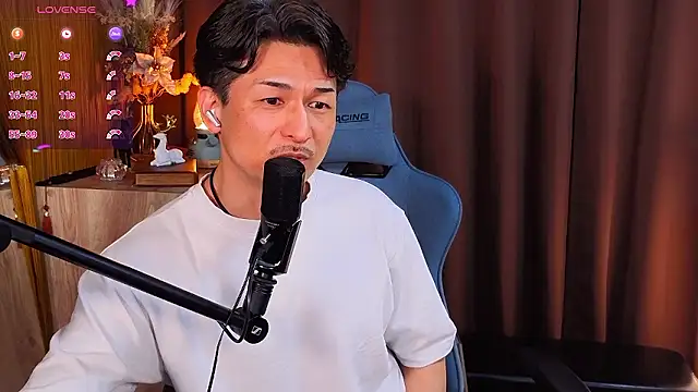 HARU-outdoor-x online show from February 2026 02:13:02 PM