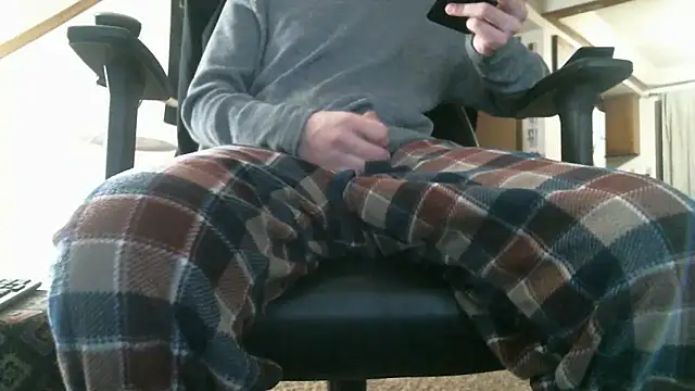 Yungcock420 online show from April 2026 01:18:01 AM