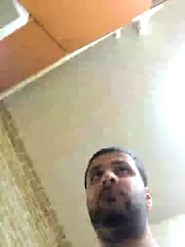 Snapshot of Fucklover011 chatting on October 2025 01:18:01 AM Fucklover011 online show from October 2025 01:18:01 AM