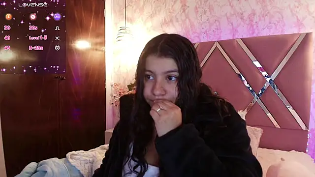 Snapshot of Miaa_Smiith1 chatting on February 2025 12:15:02 PM Miaa Smiith1 online show from February 2025 12:15:02 PM