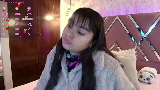 Snapshot of Miaa_Smiith1 chatting on February 2025 12:15:01 PM Miaa Smiith1 online show from February 2025 12:15:01 PM