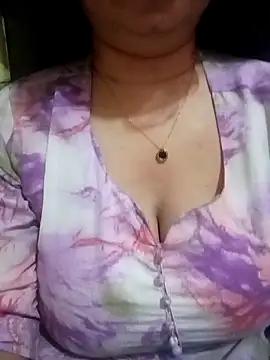 Snapshot of Jaanu_Jaanvi chatting on December 2025 08:03:01 PM Jaanu Jaanvi online show from December 2025 08:03:01 PM