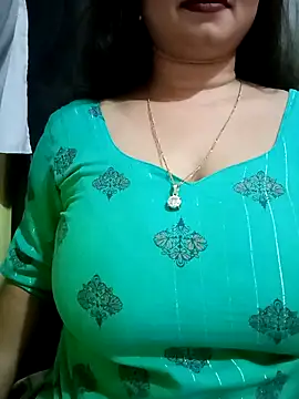 Snapshot of Jaanu_Jaanvi chatting on November 2025 06:34:02 PM Jaanu Jaanvi online show from November 2025 06:34:02 PM