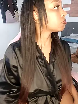 kitty  blackgl online show from February 2025 04:25:01 PM