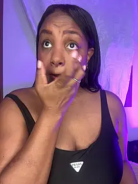 kitty  blackgl online show from April 2026 10:26:02 PM