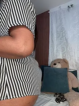 kitty  blackgl online show from February 2026 11:56:01 AM