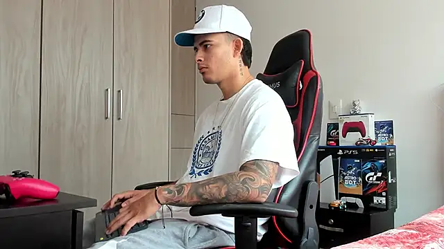 jacob firexx online show from November 2025 04:12:01 PM