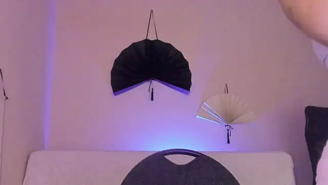phoenix xx online show from April 2026 11:41:02 PM
