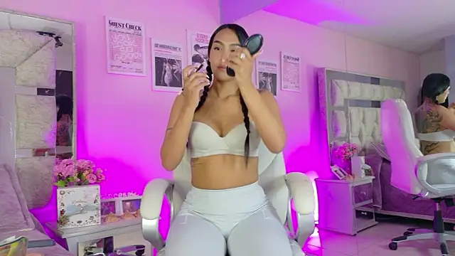 Sara Greey online show from March 2026 02:19:02 PM