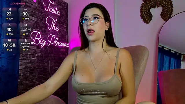 Skarlet219 online show from February 2026 09:03:02 PM