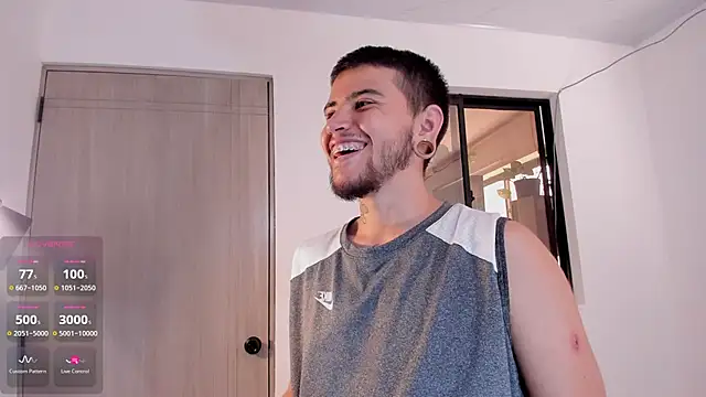 ftmphilip  online show from December 2025 05:02:01 PM