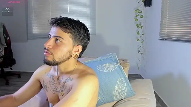 ftmphilip  online show from April 2026 10:49:02 PM