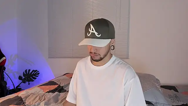 ftmphilip  online show from November 2025 12:26:01 AM