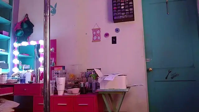 watermellonpussy online show from February 2026 05:57:02 PM